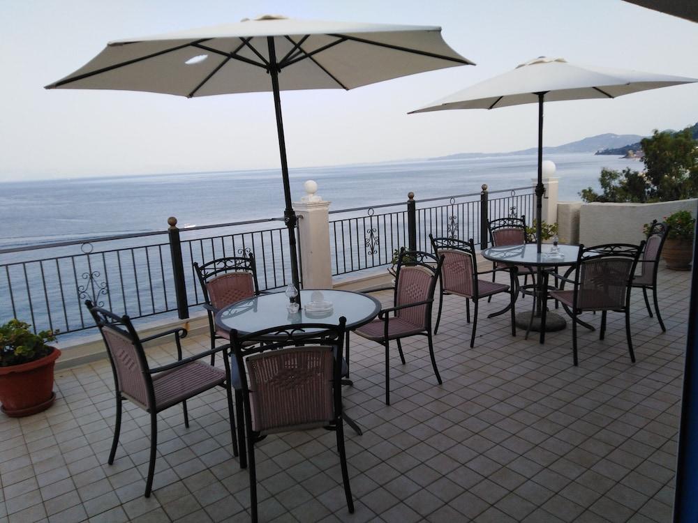 Costa Blu Hotel เวนิทเซส ภายนอก รูปภาพ